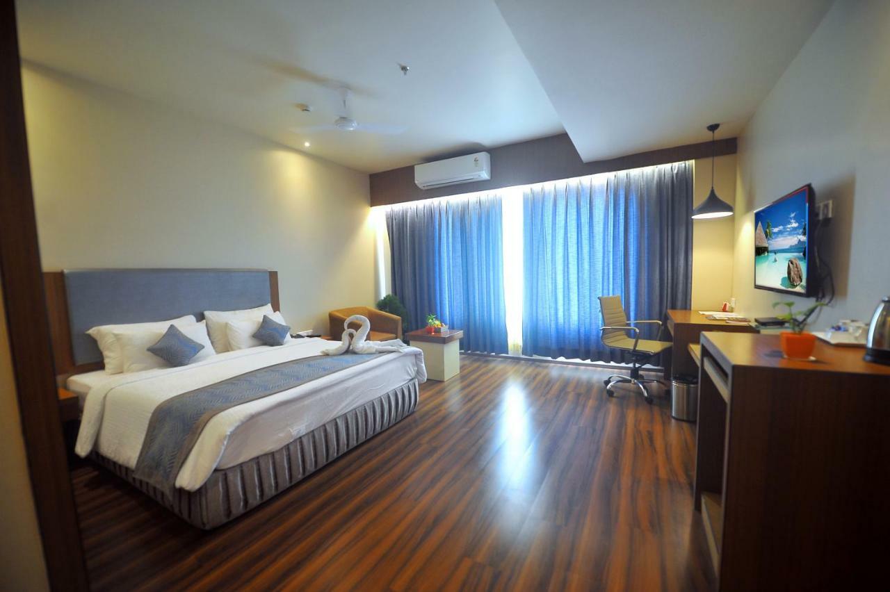 Pipul Padmaja Premium Hotel Бхубанешвара Экстерьер фото