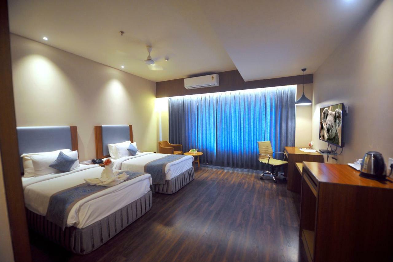 Pipul Padmaja Premium Hotel Бхубанешвара Экстерьер фото