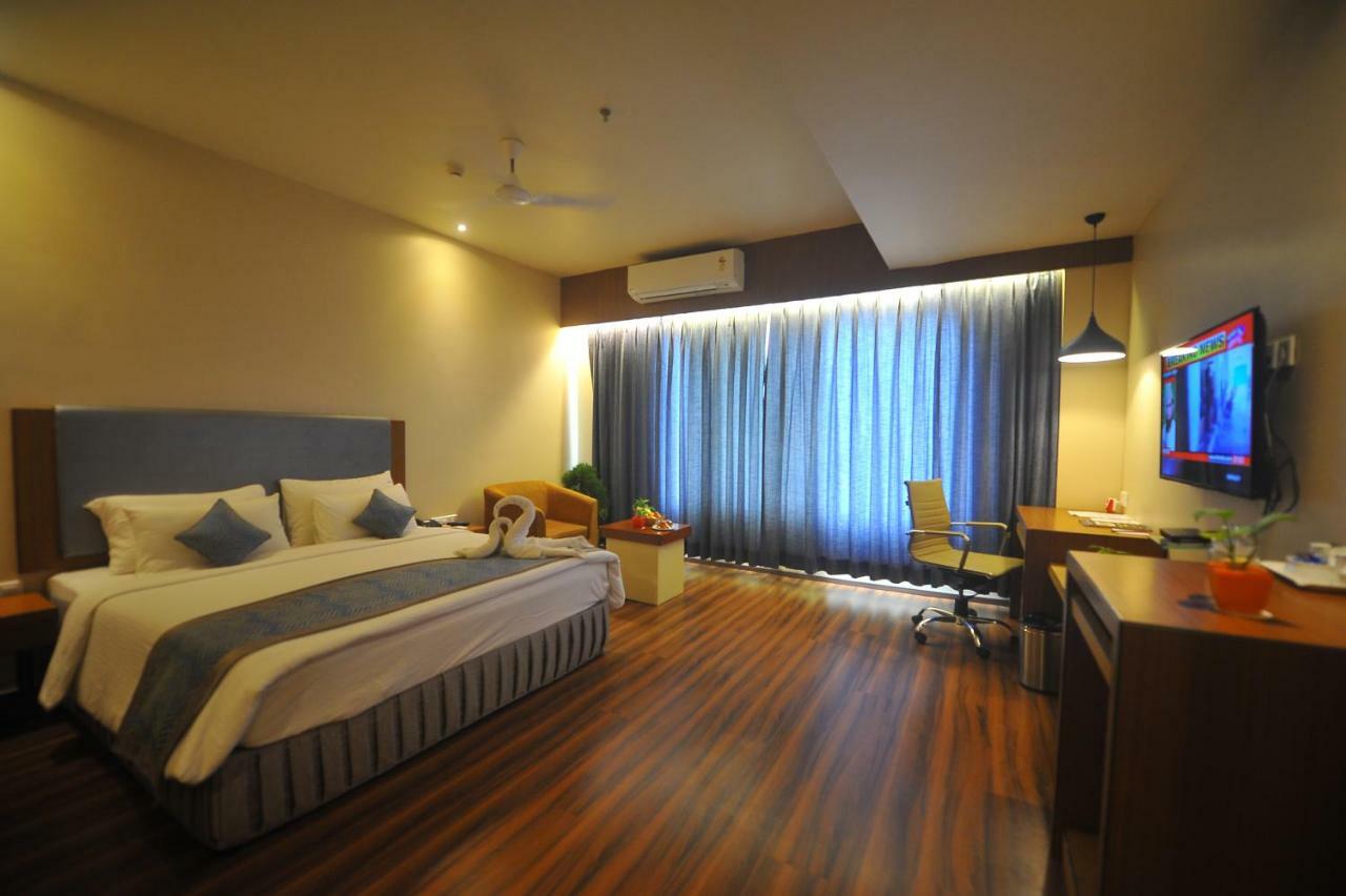 Pipul Padmaja Premium Hotel Бхубанешвара Экстерьер фото